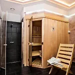 Arsenal Hotel